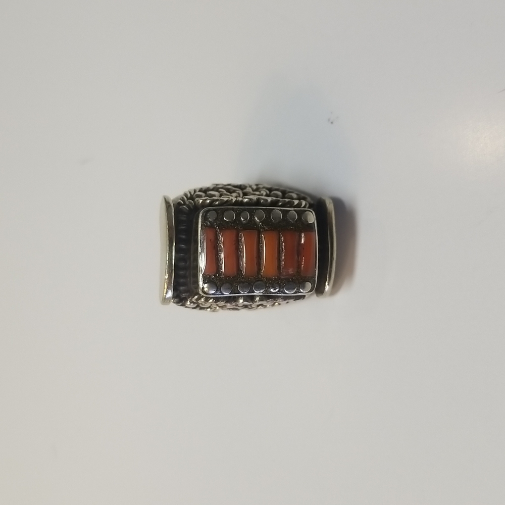 Classy Ring Nwot - image 1